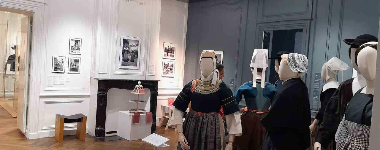 Mus&eacute;e d&eacute;partemental breton - image 4 parcours salle costumes