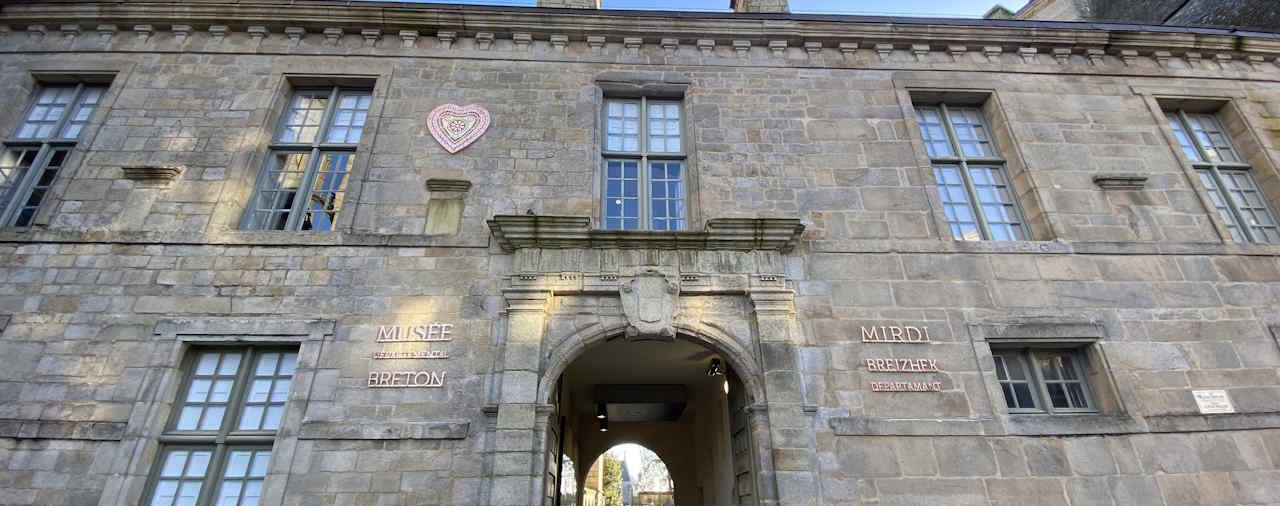 Musée départemental breton - image 7 musee pres façade