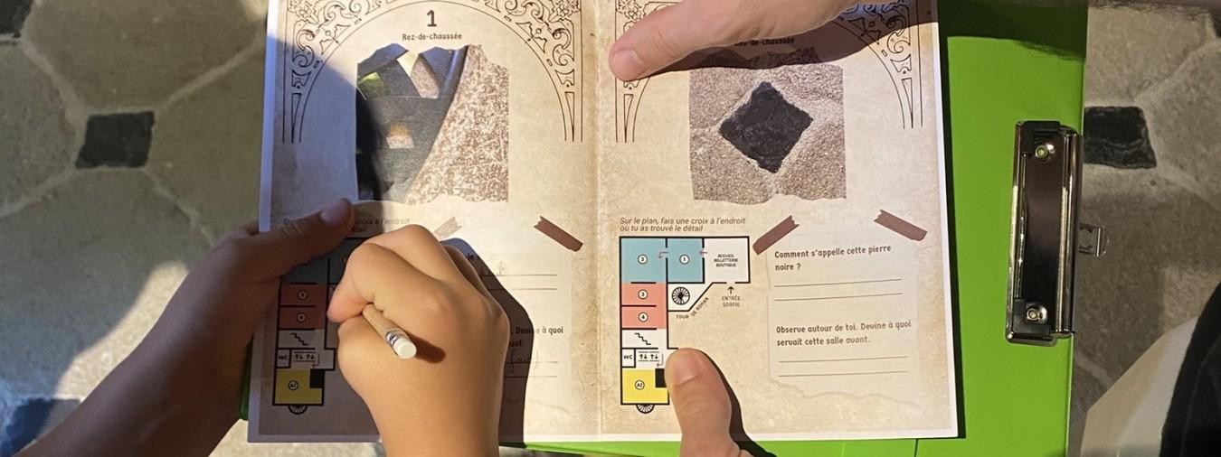 Musée départemental breton -image 1 cache cache