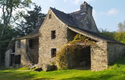 &Eacute;comus&eacute;e des Monts d'Arr&eacute;e