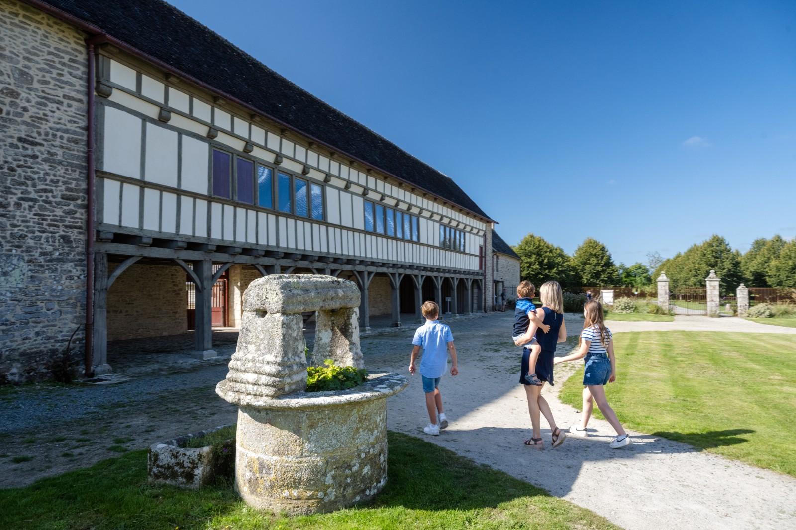 Le parking du Manoir de Kernault se refait une beauté ! 