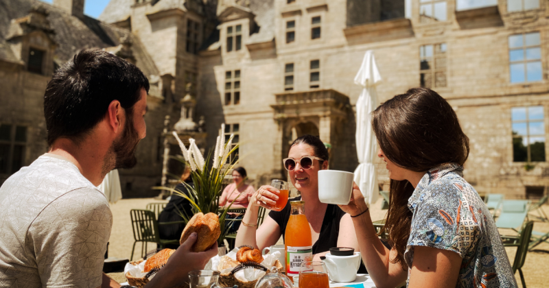 Cet &eacute;t&eacute; commencez votre visite par un petit d&eacute;jeuner au ch&acirc;teau !
