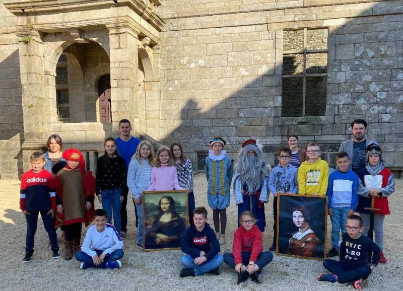 "Le trésor de Léonard", tournage d'un film scolaire au Château de Kerjean